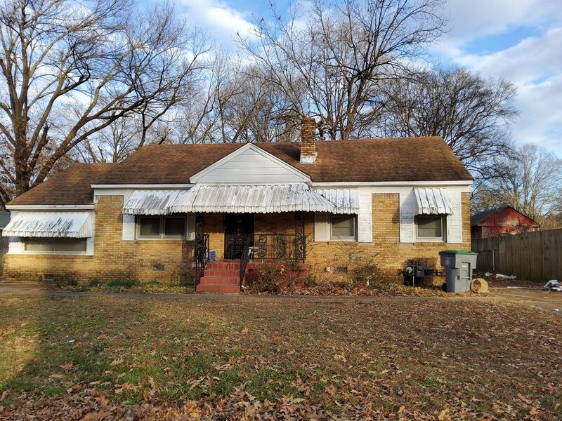 Memphis House: 3188 Kimner Dr