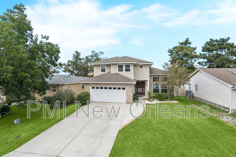 Slidell House: 114 Eden Isles Drive