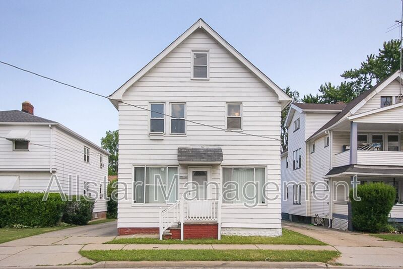 Garfield Heights Condo: 12901 McCracken Rd