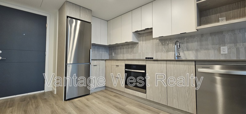 Kelowna Condo: 3105-1488 Bertram St