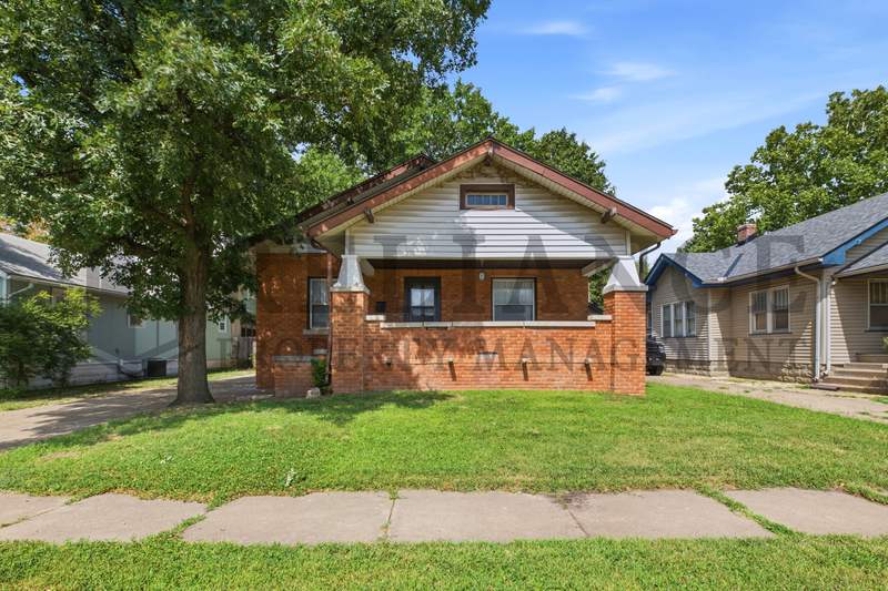 Wichita House: 525 S Chautauqua