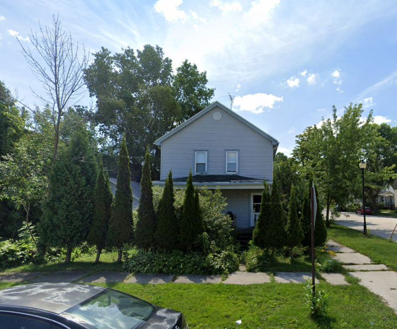 Sheboygan Condo: 1235 New York Avenue