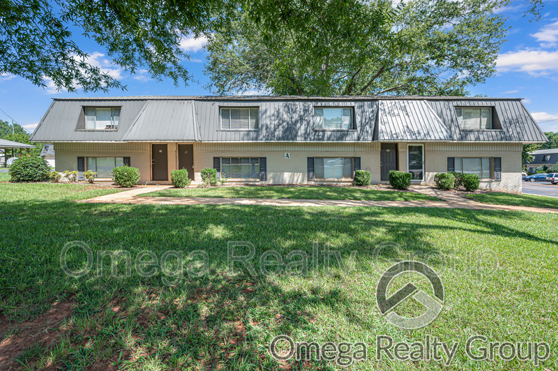 Childersburg Condo: 1300 Coosa Pines Dr