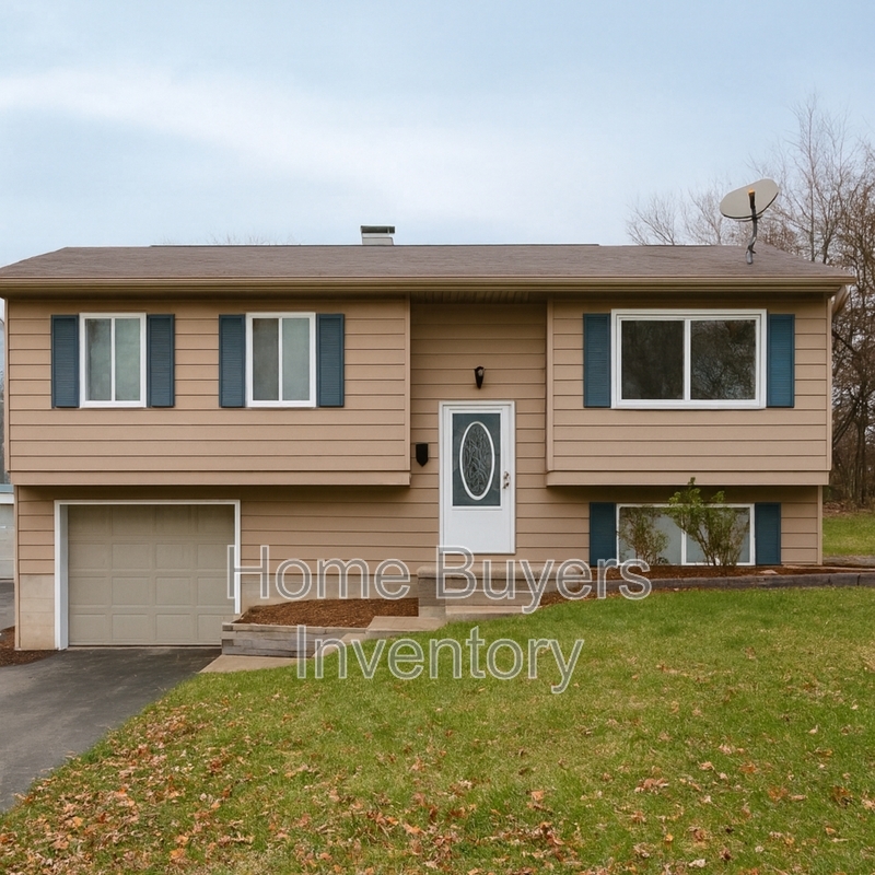 Campbell House: 536 Hyatt Ave