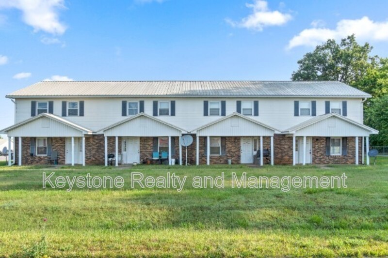 Oak Grove Townhome: 286 Thompsonville Lane