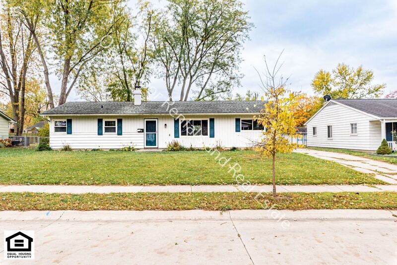 Fort Wayne House: 1727 Maplewood Rd
