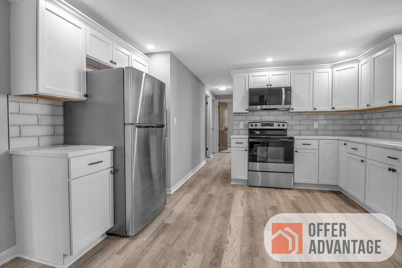 Cheektowaga House: 31 West Cherbourg Drive