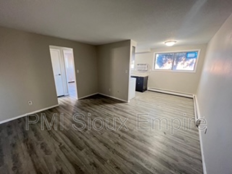 Sioux Falls Condo: 440 S. Western