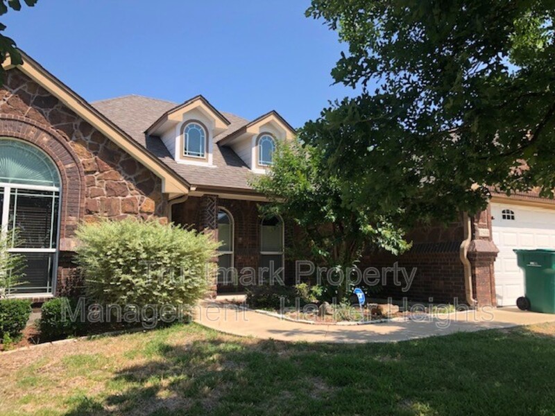 Request a Viewing for 2504 Boxwood Drive Tenant Turner