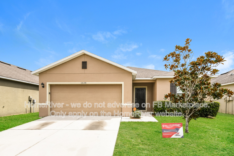 Winter Haven House: 1628 Wallace Manor Blvd