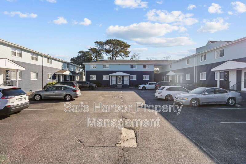 Norfolk Condo: 9628 12 Bay Street