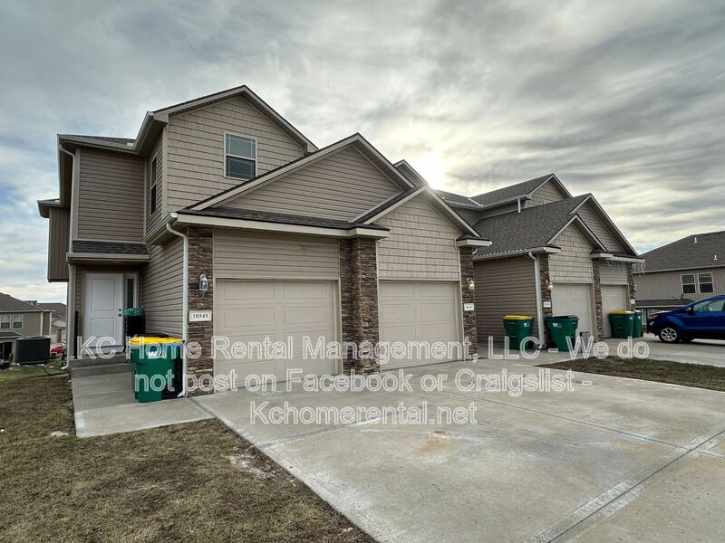 Kansas City Townhome: 10547 Kane Dr