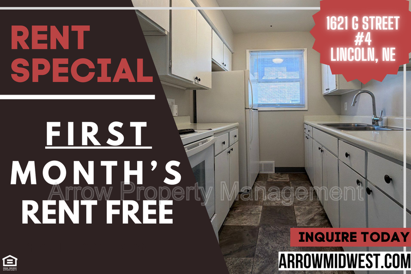 Lincoln Condo: 1621 G-4