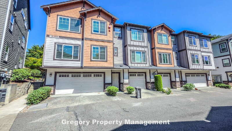Redmond Townhome: 10394 157th Pl NE