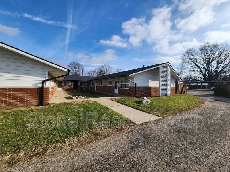 Terre Haute Condo: 676 Delaware Avenue