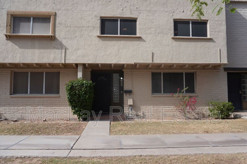Scottsdale House: 6837 E Osborn