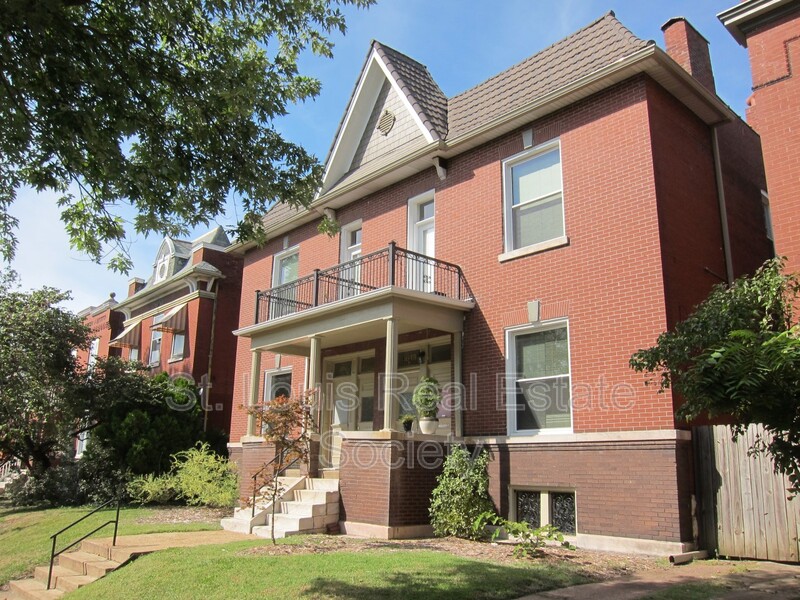 St. Louis Condo: 3849 Juniata St.
