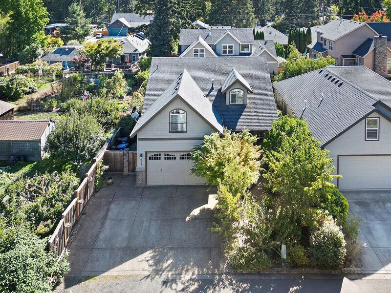 Eugene House: 1633 Chasa Street