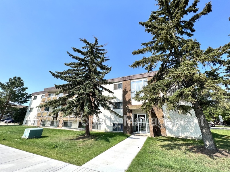 Leduc Condo: 4804 46 Avenue