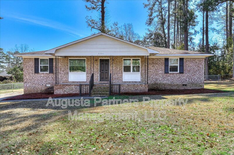 Augusta House: 2204 Sandra Court