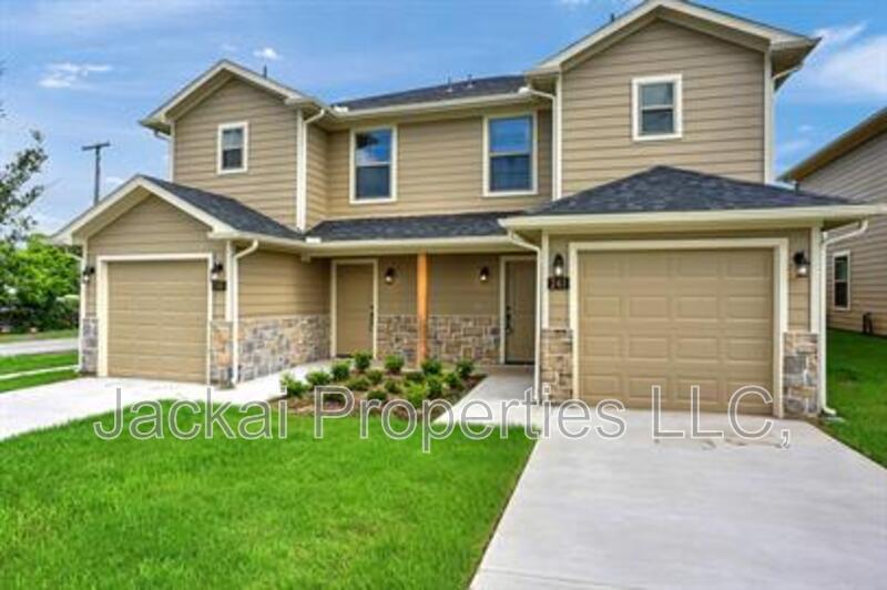 Sherman Condo: 243 West Forest Avenue