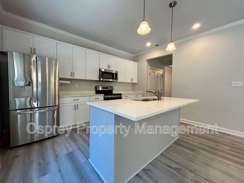 Rent Special Alert! Move in by Christmas and enjoy 1/2 off January's rent! - Photo 11