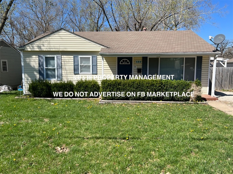 Bonner Springs House: 488 N Neconi Ave