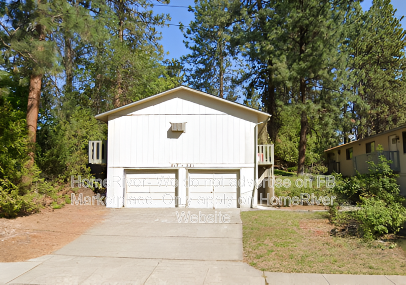 Spokane Condo: 819 E 9th Ave