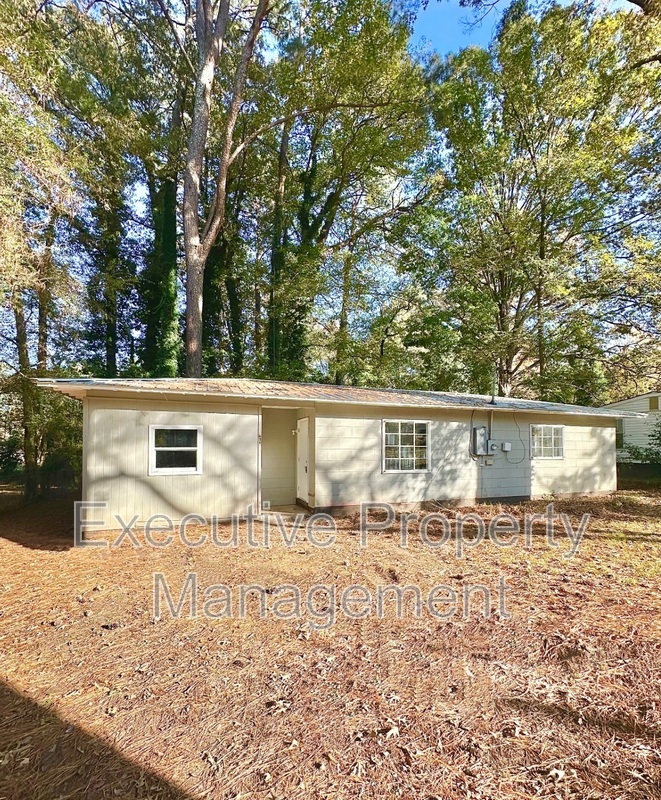 Birmingham House: 209 Tucker Avenue