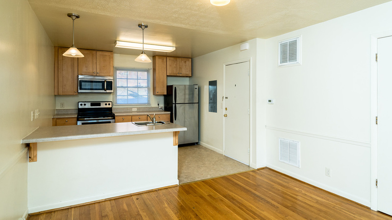 Staunton Apartment: 333 Lambert Street