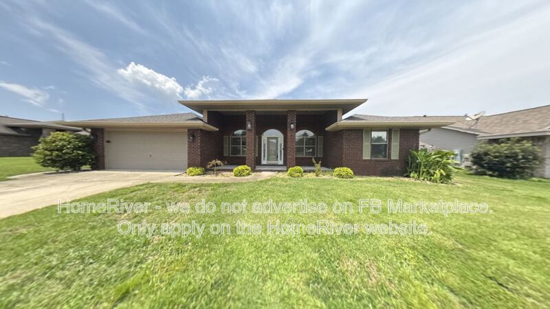 Gulf Breeze House: 1879 Bay Pine Cir