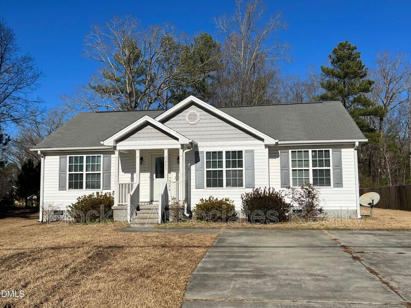 Durham House: 3803 Freeman Rd