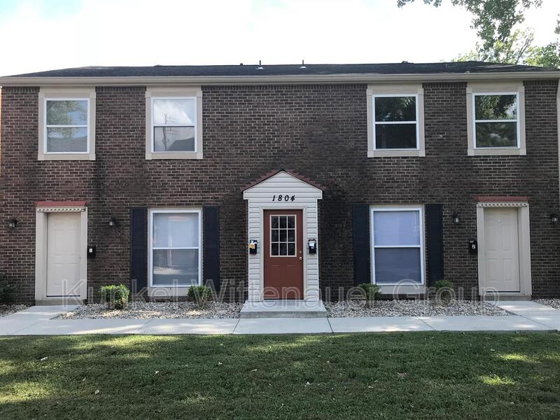 Swansea Condo: 1804-3 Jamestown Road