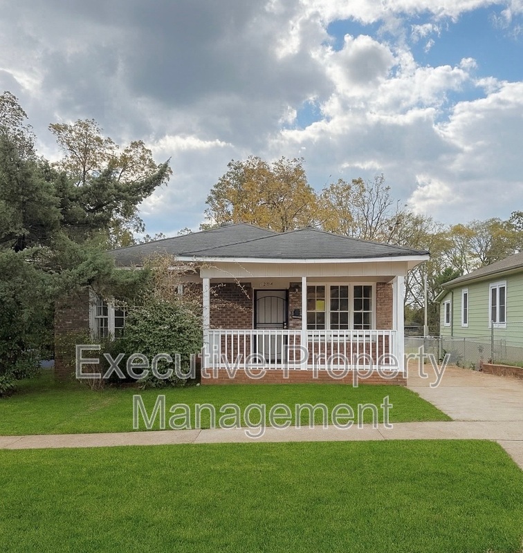 Birmingham House: 1204 15th Way