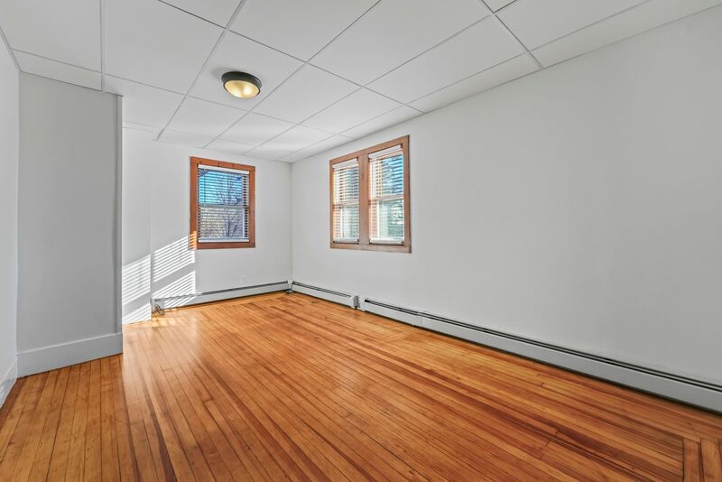 Saratoga Springs Condo: 33 Franklin St