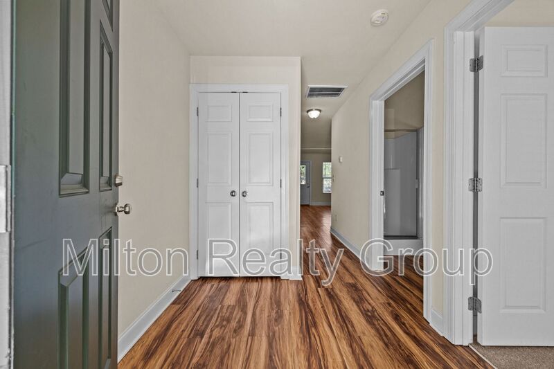 Lillington House: 34 River Stancil Dr.