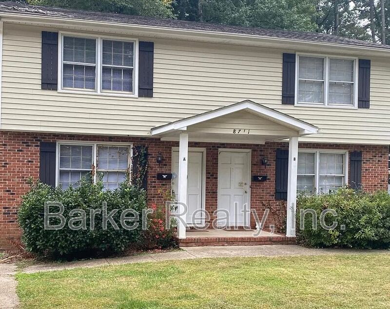 Cary Condo: 8711-A Chapel Hill Road