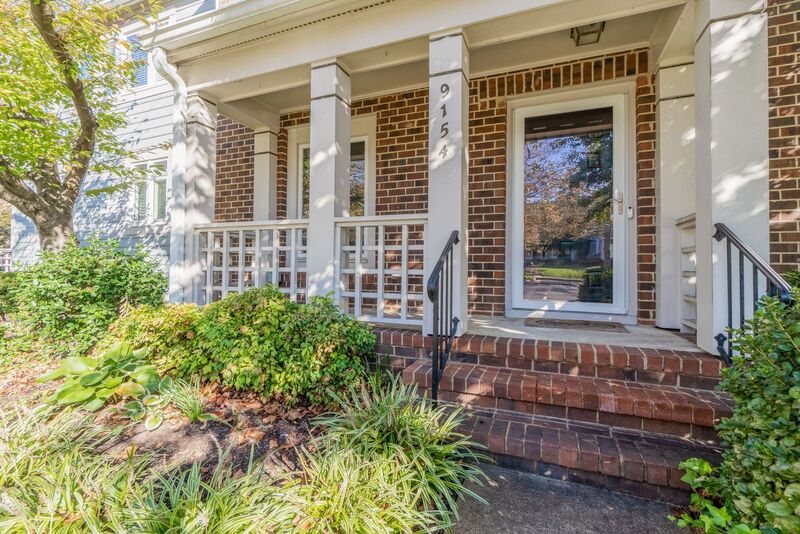 Request a Viewing for 9154 Lakeland Drive Tenant Turner