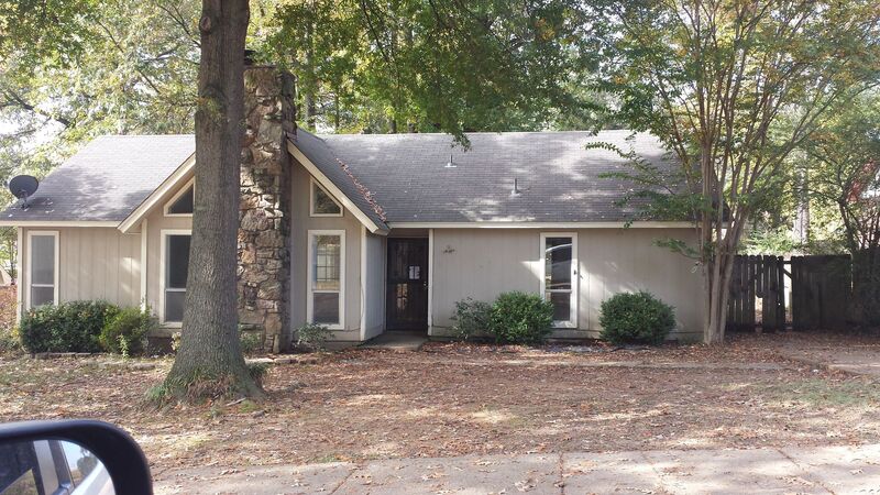 Memphis House: 4311 Hunt Cliff Trce