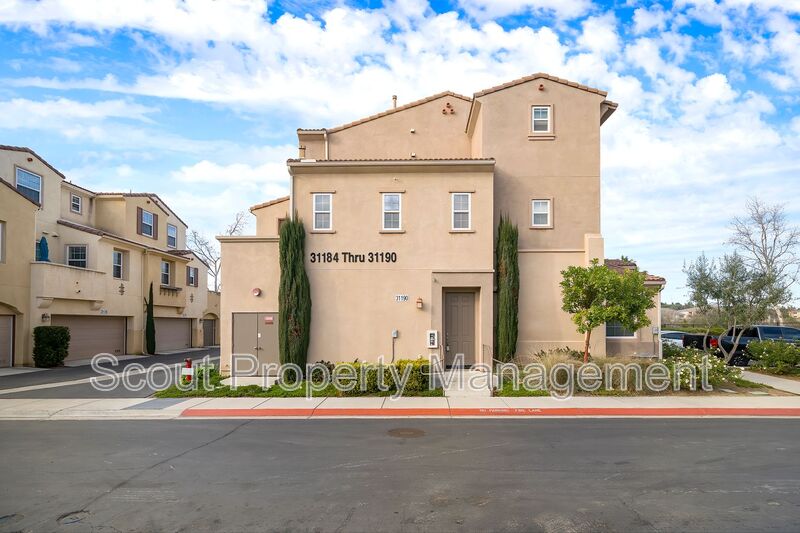Temecula Townhome: 31190 Strawberry Tree Lane