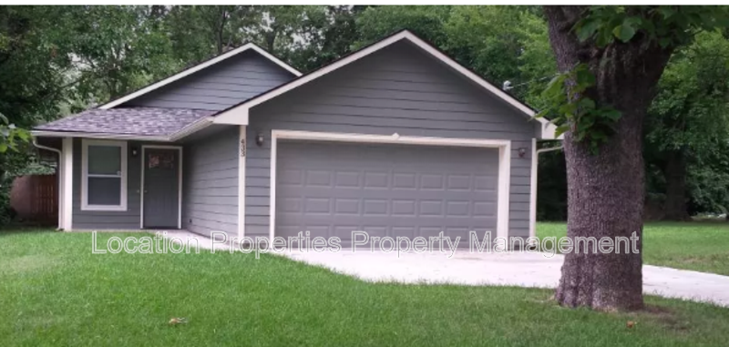 Lawrence House: 433 Arkansas Street