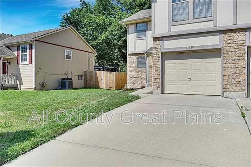 Main Rental Photo 3