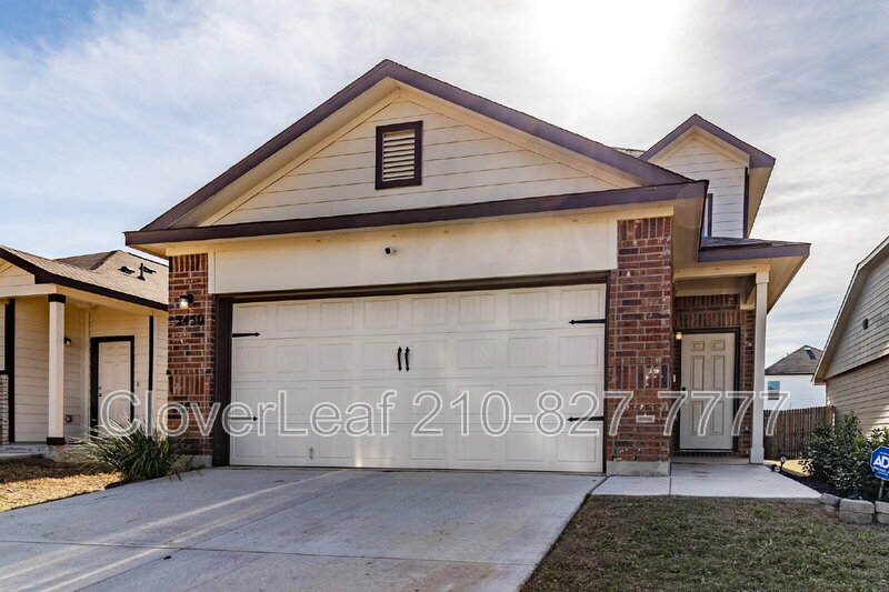 San Antonio House: 2450 Dry Moss Way