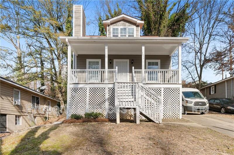 Atlanta House: 1477 Akridge St NW