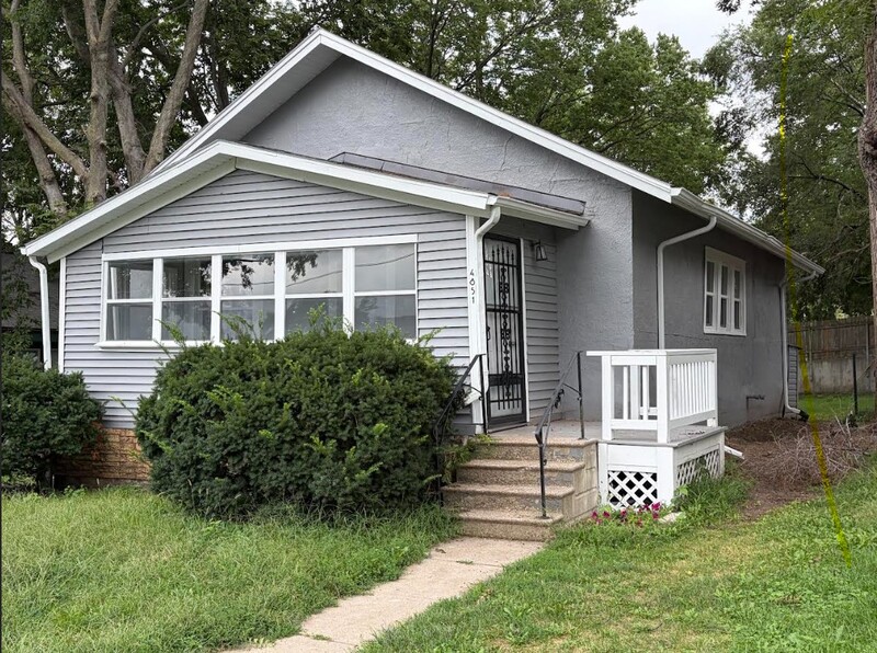 Lincoln House: 4851 Hillside St.