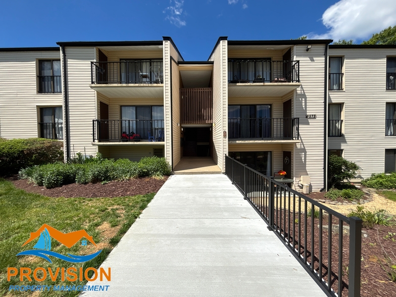 Annapolis Condo: 2572 Riva Road