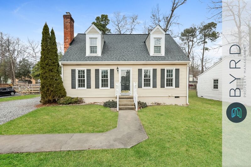 Chesterfield House: 10424 Ridgerun Rd