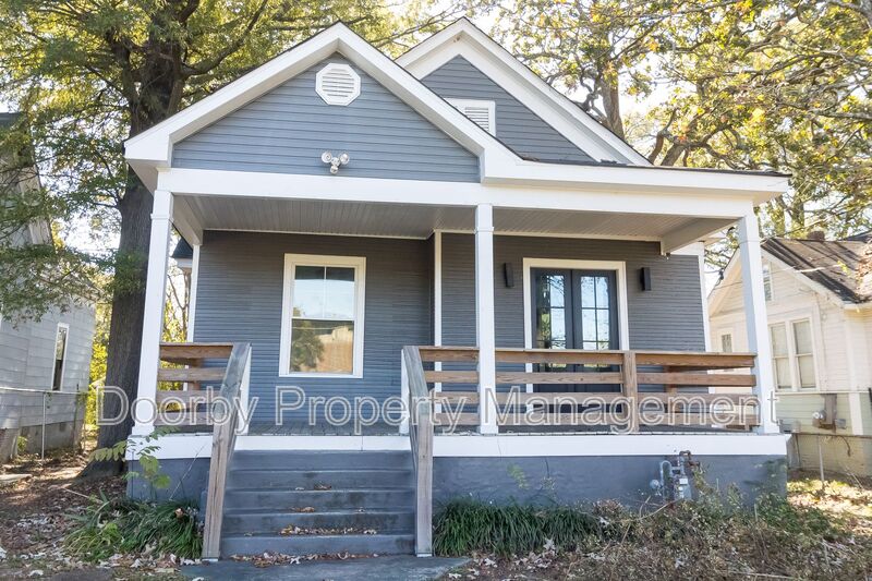 Chattanooga House: 2304 Chamberlain Ave
