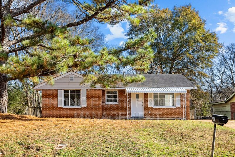 Birmingham House: 1441 Creel St.