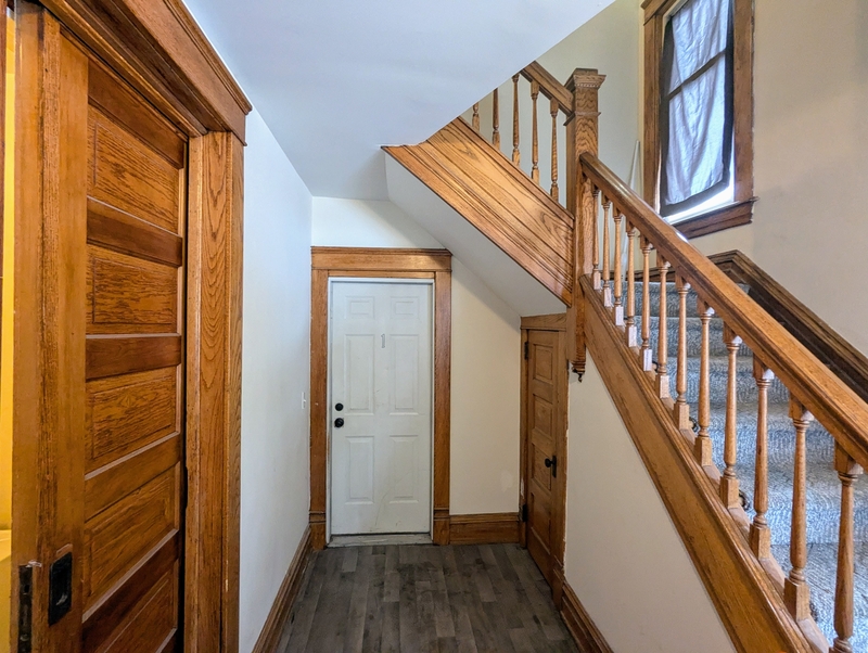 Lansing Condo: 724 N Walnut St. Unit 1